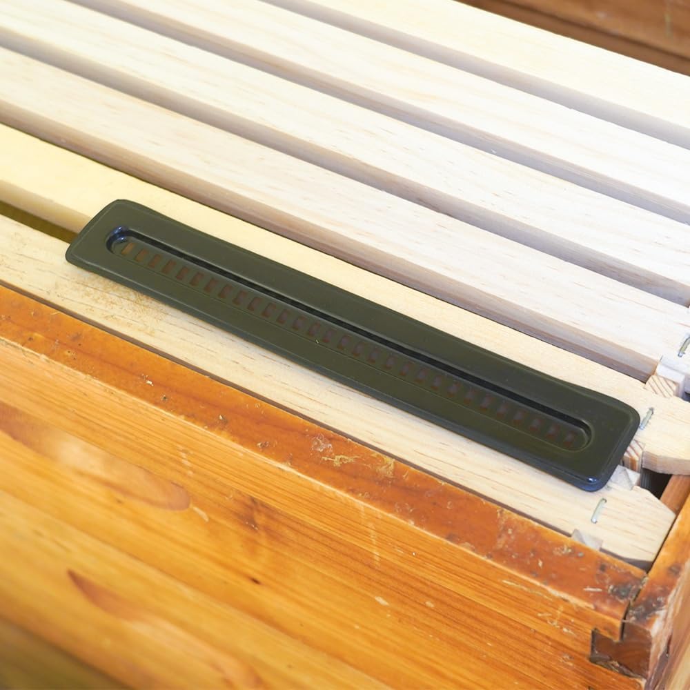 witbee 20Pcs Hive Beetle Blaster Trap Plastic Beetle Blaster, Traps Beetles in Hives Beekeeping Beehive Tools Beekeeping Supplies, Black